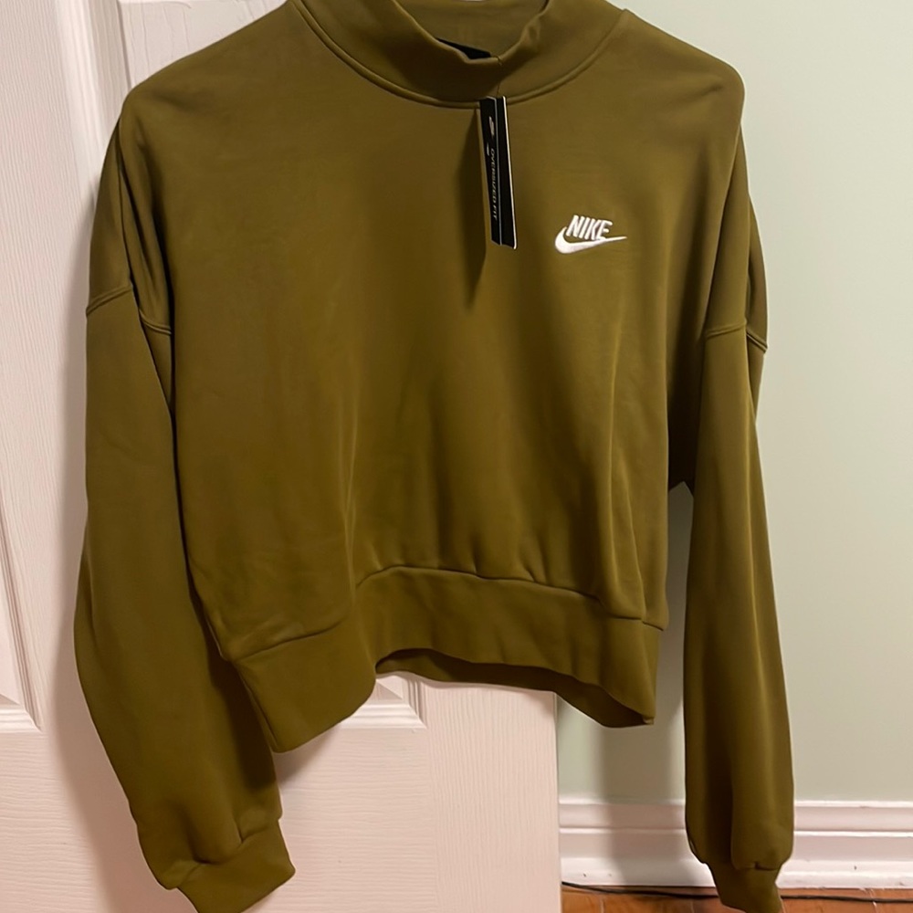Nike Women’s Cropped Sweatshirt in Olive Green - NEVER WORN WITH TAG